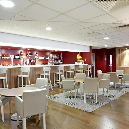 Campanile برادفورد