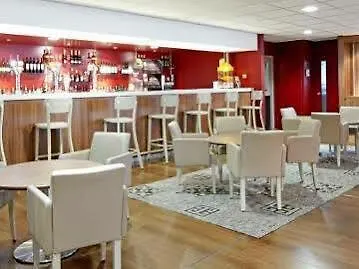 Hotel Campanile Bradford 3*