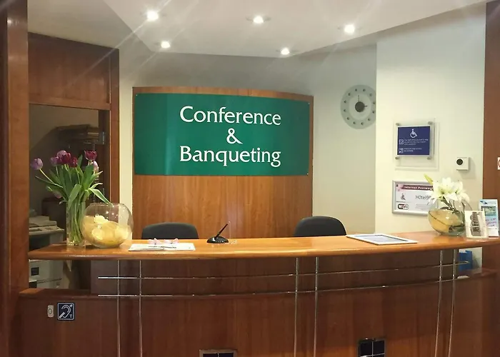 Campanile 3* 布雷得佛