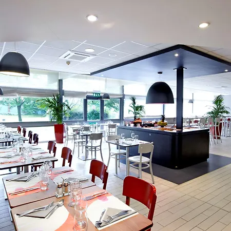 Campanile Hotel 3*