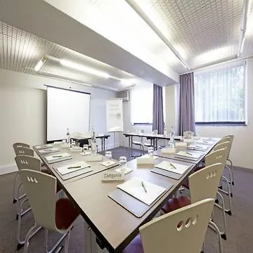 Hotel Campanile 3*