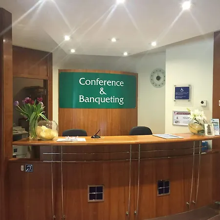 Campanile 3* Bradford